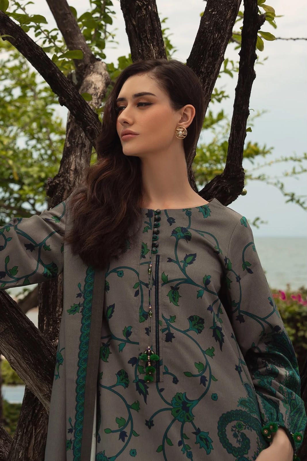 3 Piece Stitched Digital Printed Khaddar Suit ( Printed Khaddar Dupatta )